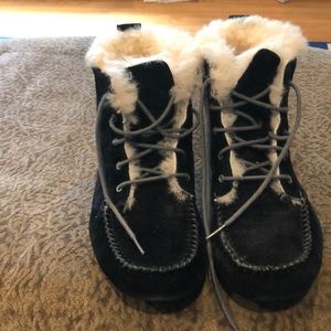 Black Ugg lace up boot